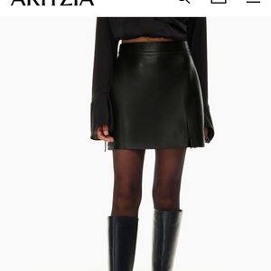 Aritzia Patio Mini skirt